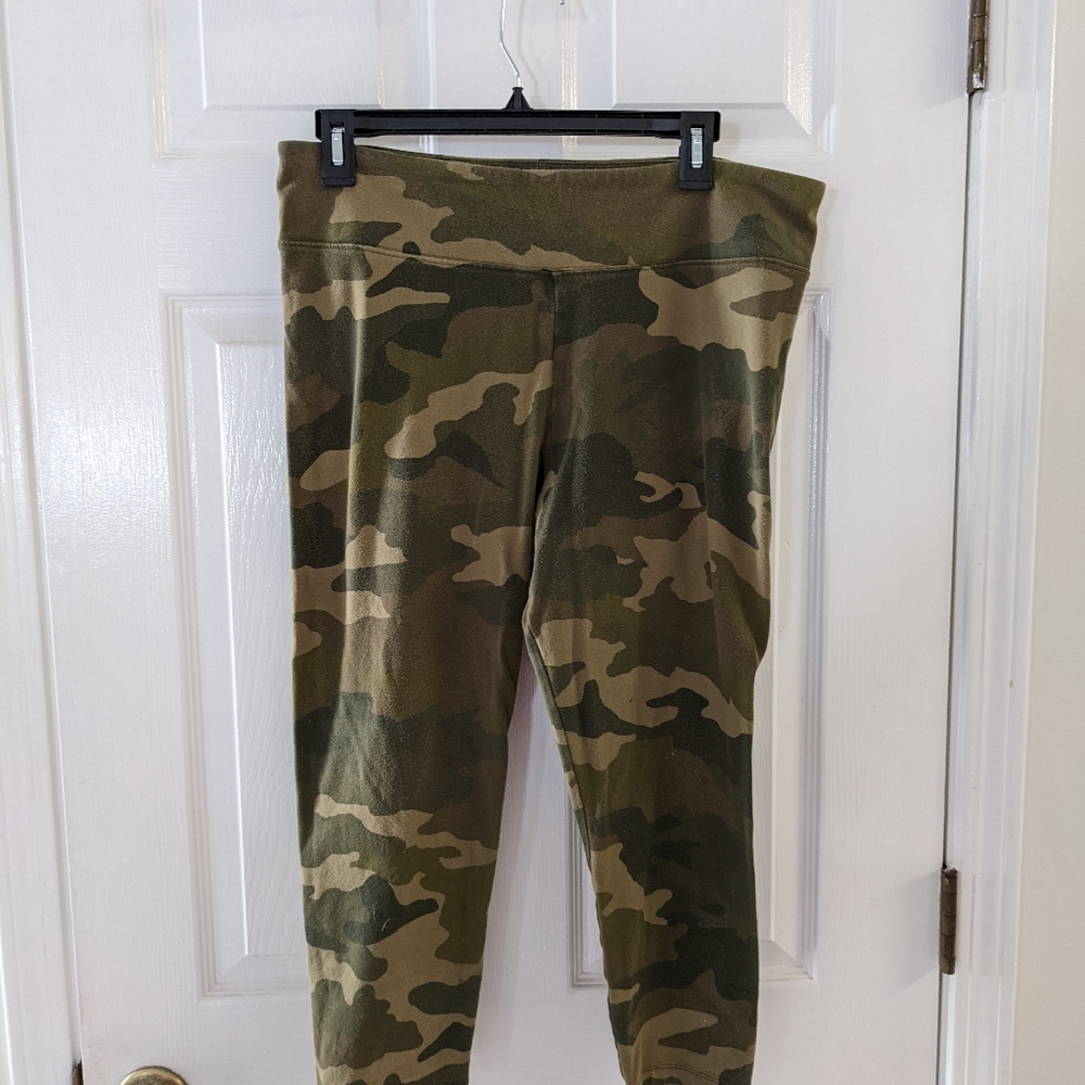 J Crew Camo Leggings Size XL